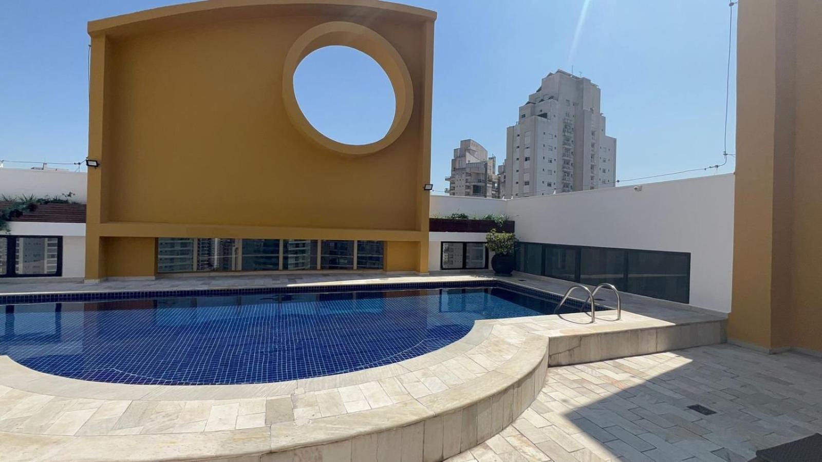 Flat Itaim Bibi Reformado C Ar Condicionado Uh2702 * São Paulo